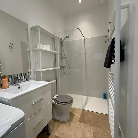 ღ Virelia - T2 Cosy, Proche La Sirene, Wifi, Parking 拉罗歇尔